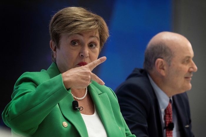 Georgieva quiso recular, pero metió la pata hasta el fondo.