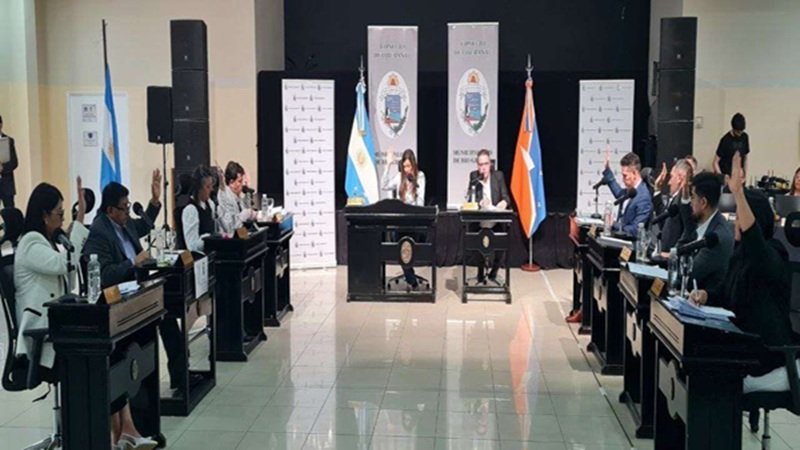 Río Grande: El Concejo aprobó normas sobre residuos, mejoras barriales y repudios al Gobierno Nacional.
