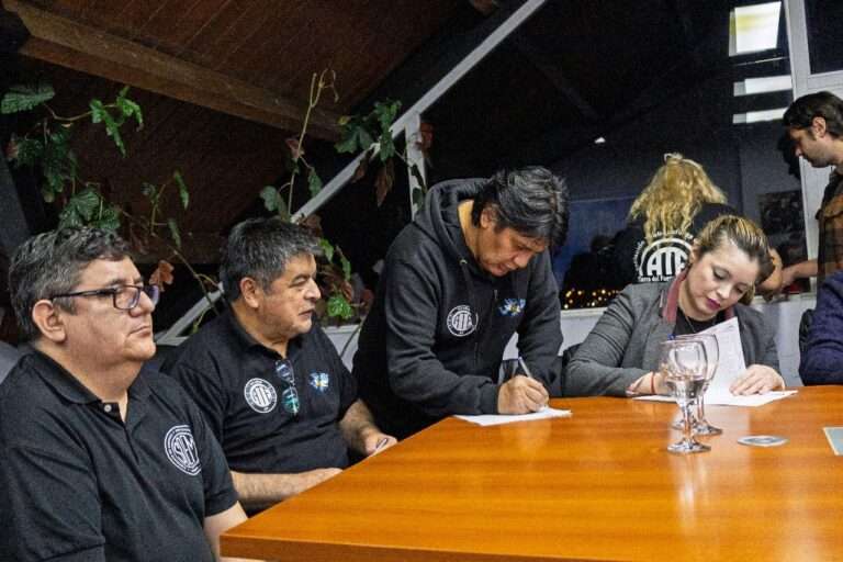 Sindicatos destacaron los anuncioas de intendente Walter Vuoto en un contexto de caida de ingresos por coparticipacion