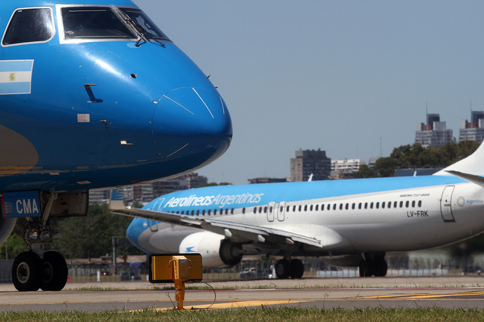  Aerolíneas Argentinas sin vuelo