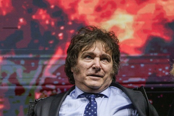 El país en modo obra pública cero: 22 provincias en caída libre y solo Vaca Muerta respira