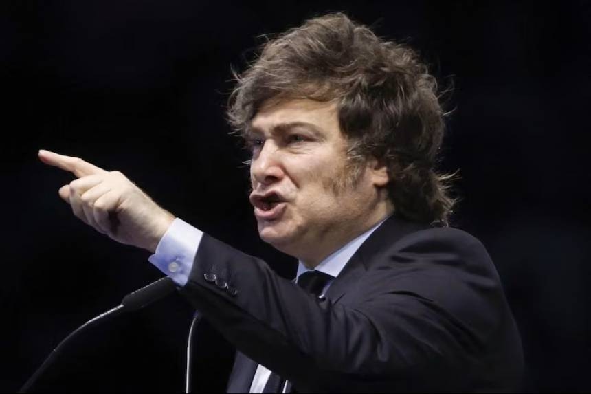 “Milei lloró en redes mientras recortaba 8 mil millones a la universidad pública”