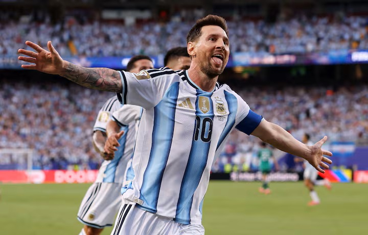 Argentina goleó 3-0 a Argelia con tres goles de Lionel Messi en el debut del Mundial 2026.