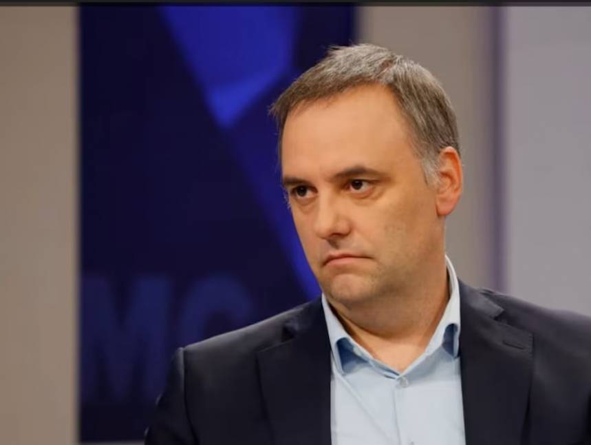  El frente judicial de Adorni se complica y en la Rosada ya discuten nombres para su reemplazo