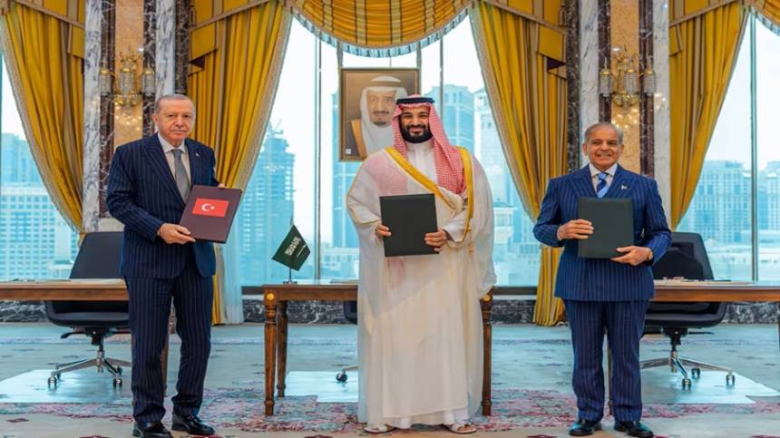 El Pacto de La Meca: las claves del eje geopolítico entre Riad, Ankara y Islamabad