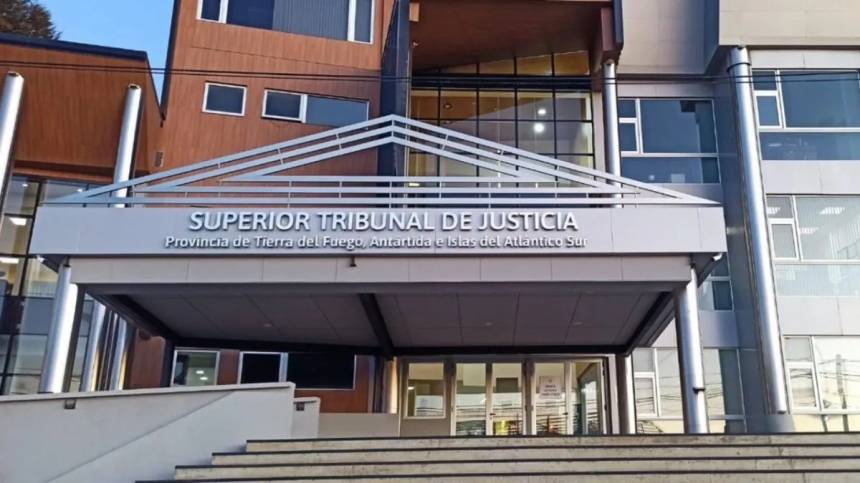 El STJ rechazó la cautelar del Gobierno y sigue vigente la ley que frenó la reforma constitucional