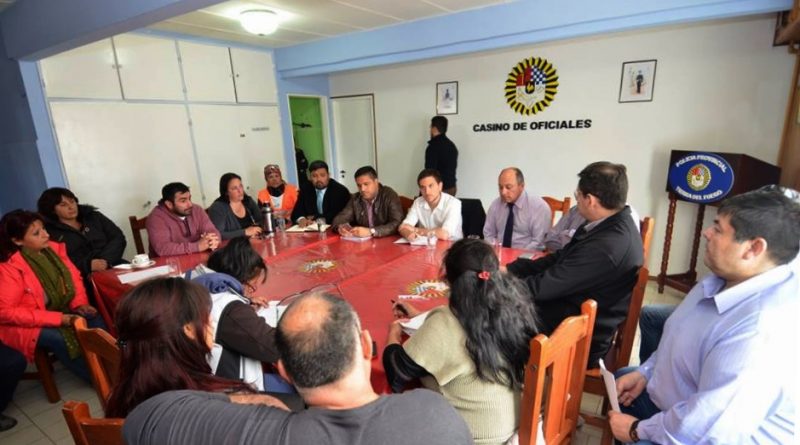 Vecinos denuncian que Murray y Coronel pretenden usarlos y sacar provecho político