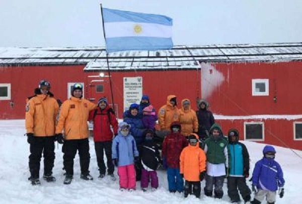 Fuerte rechazo provocó la versión del cierre de la Escuela Provincial N° 38 de la Base Antártica Esperanza de la Provincia de Tierra del Fuego 