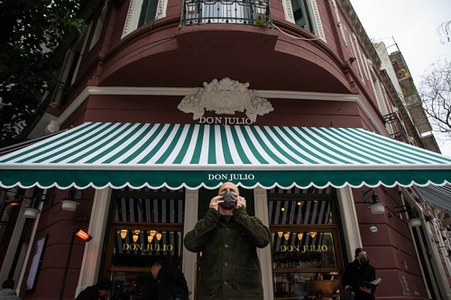 Por primera vez, la parrilla palermitana Don Julio en Buenos Aires ocupa el puesto No.1, asegurando su estatus como el Mejor Restaurante de América Latina 