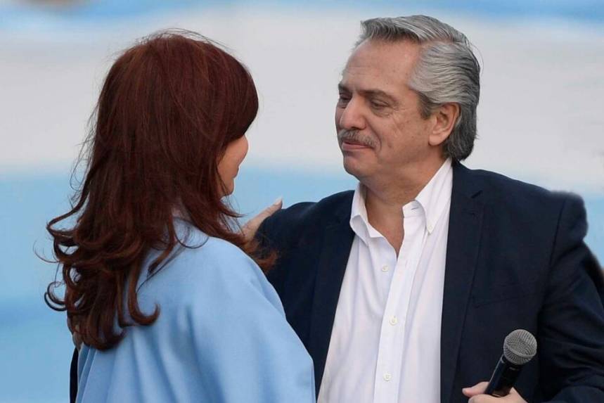 Alberto Fernández  y Cristina Fernández. 