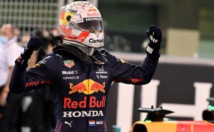 Max Verstappen se alza con el título de la Fórmula 1