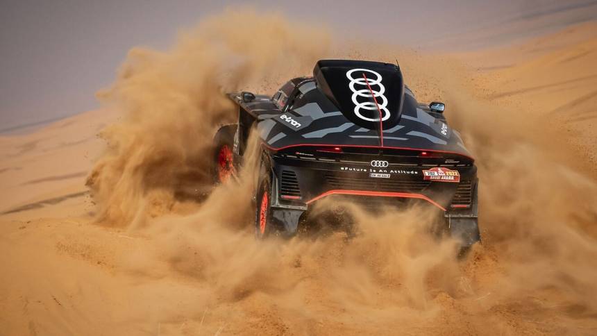 Audi Stéphane Peterhansel y Carlos Sainz