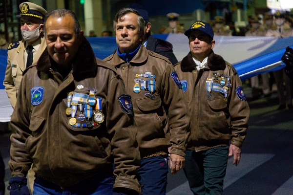 Gustavo Melella, sostuvo que «hoy el pueblo fueguino abraza a nuestros veteranos de Malvinas»
