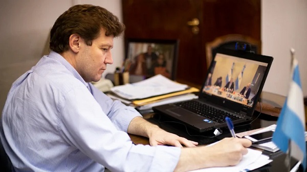 Gustavo Melella, gobernador de Tierra del Fuego:«El que conduce el país es Alberto Fernández»