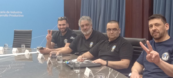Rodrigo Cárcamo, expresó su satisfacción por el decreto de« prórroga del subrégimen para el sector textil y del vestido»