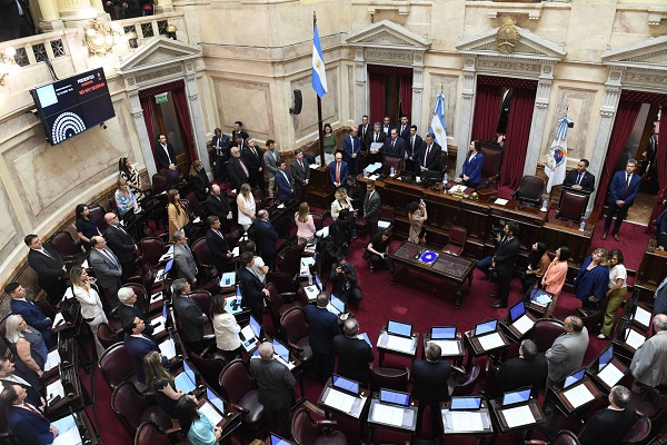  Convocaron a sesión preparatoria en el Senado