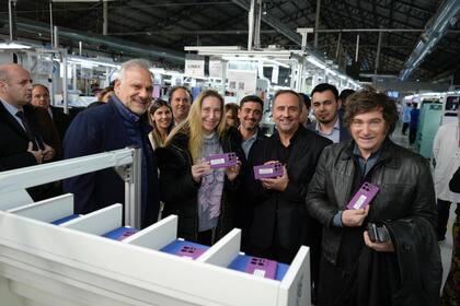 Milei en la visita a NEWSAN, terminado el acto eleccionario despediria 150 trabajadores