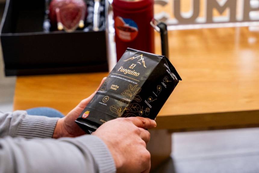 El Fueguino, la primera yerba mate de Tierra del Fuego.
