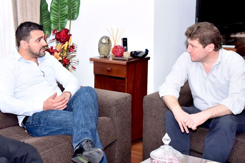 El intendente  Ushuaia Walter Vuoto y de Rio Grande Gustavo Melella